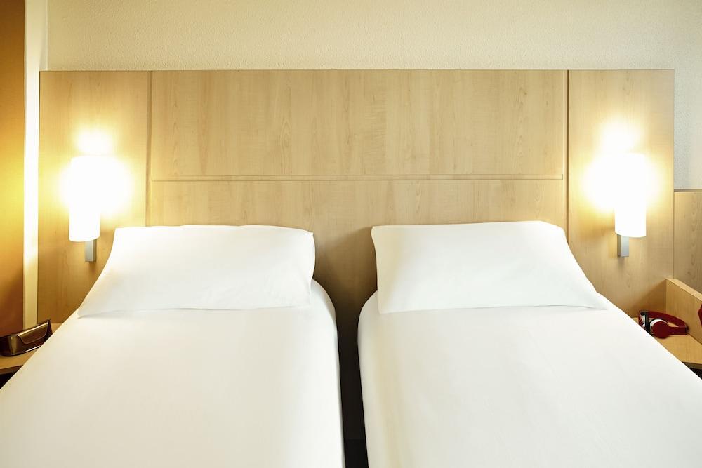 Ibis Golfe De Saint-Tropez Hotel Коголен Екстериор снимка