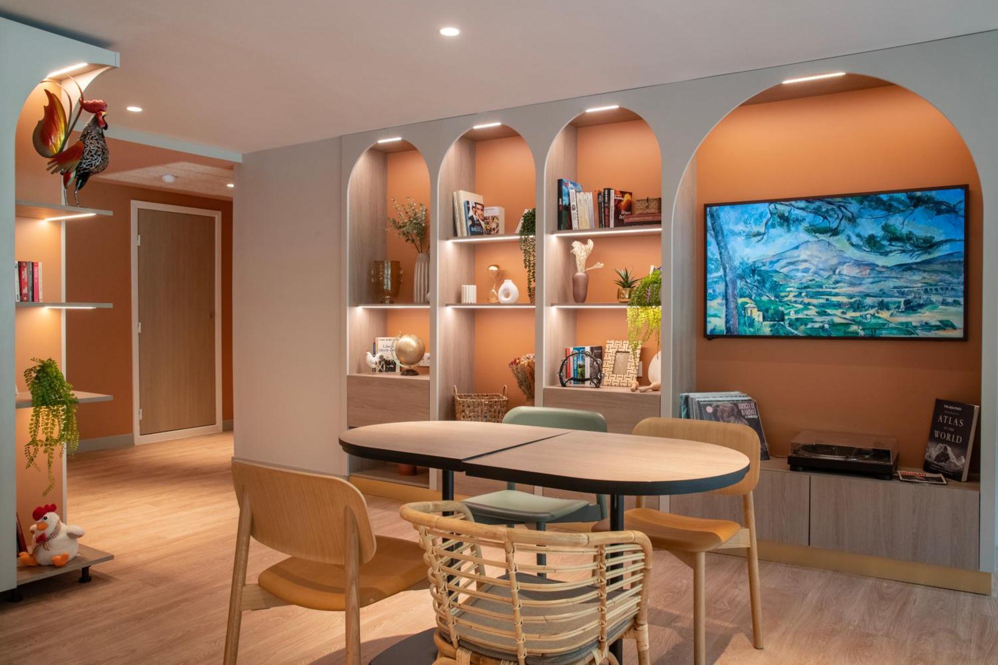 Ibis Golfe De Saint-Tropez Hotel Коголен Екстериор снимка