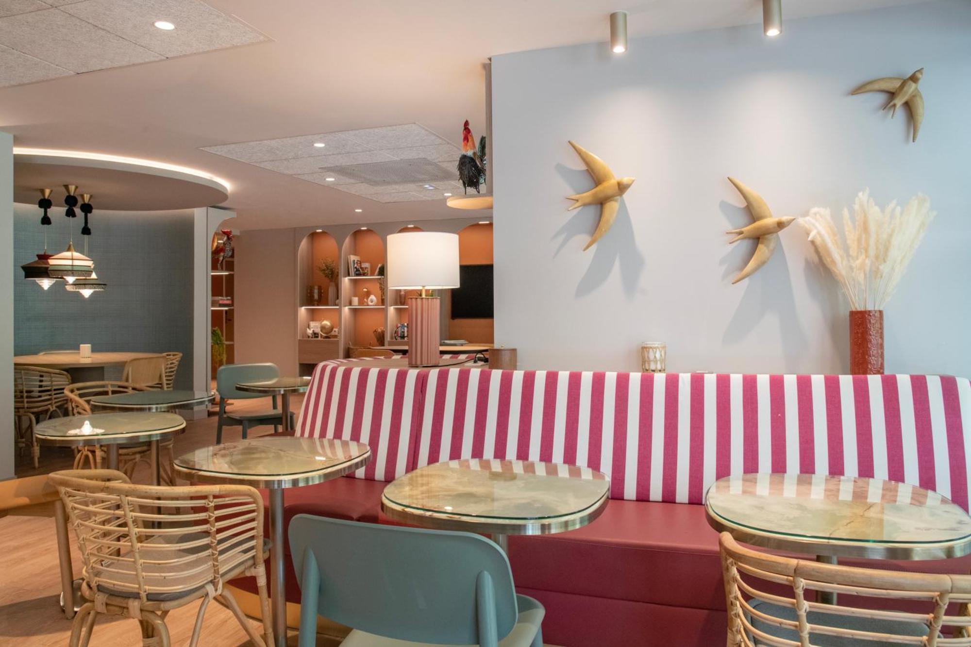 Ibis Golfe De Saint-Tropez Hotel Коголен Екстериор снимка
