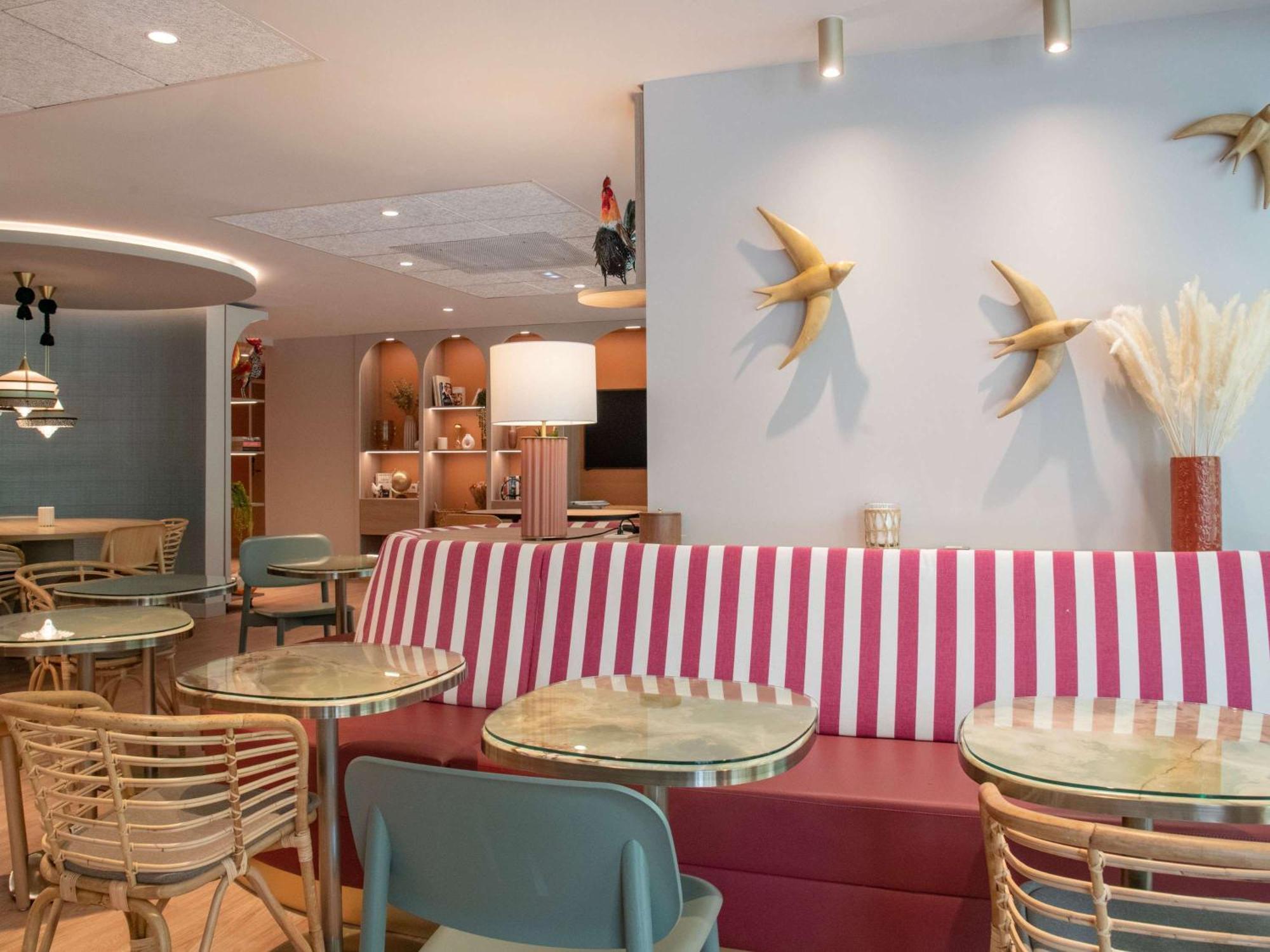 Ibis Golfe De Saint-Tropez Hotel Коголен Екстериор снимка