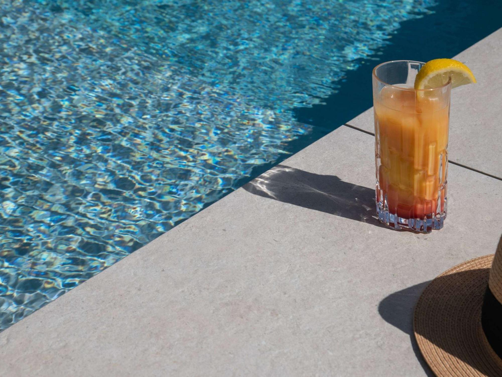 Ibis Golfe De Saint-Tropez Hotel Коголен Екстериор снимка
